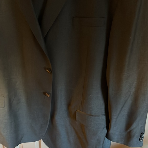 Kenneth Cole 2 piece 2 button suit in charcoal. 58 long coat - Picture 5 of 14